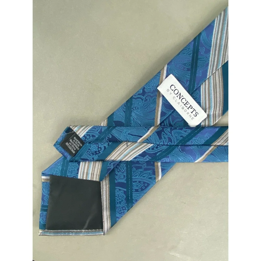 Concepts by Claiborne Mens Tie Blue Paisley Striped Silk Formal Business 57x4